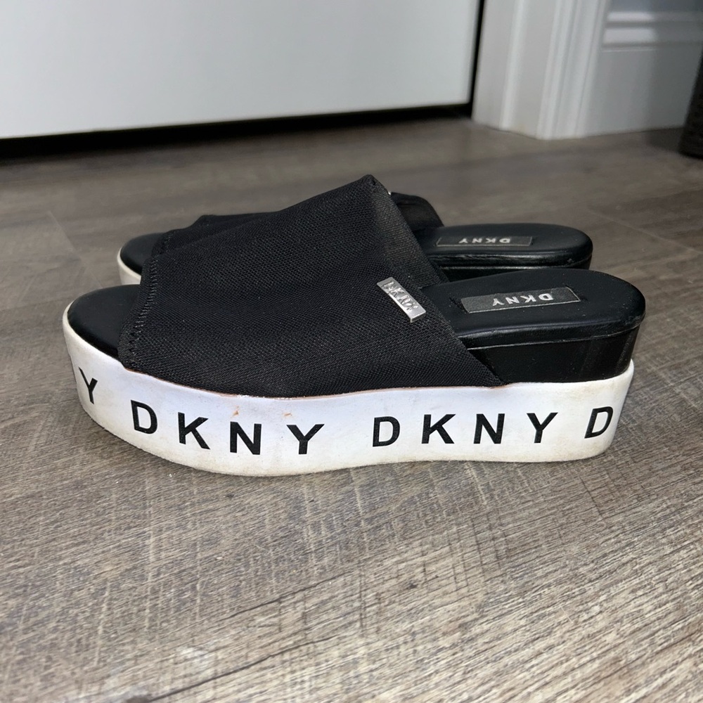 Women’s platform sandals